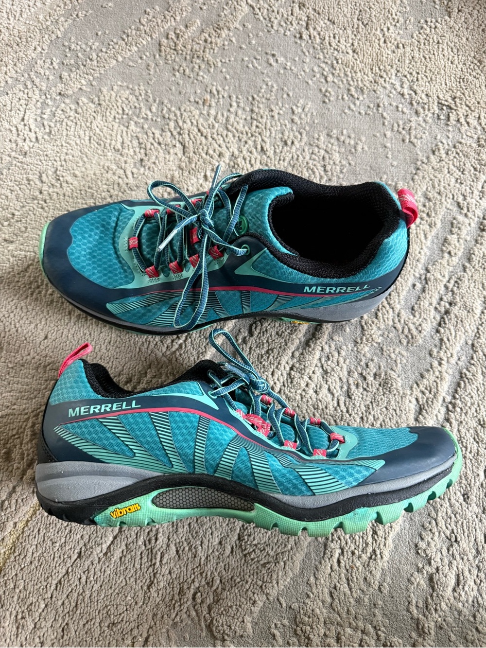 Merrell Women's Siren Edge Hiking Shoe Blue teal sneakers vibram sole 10.5